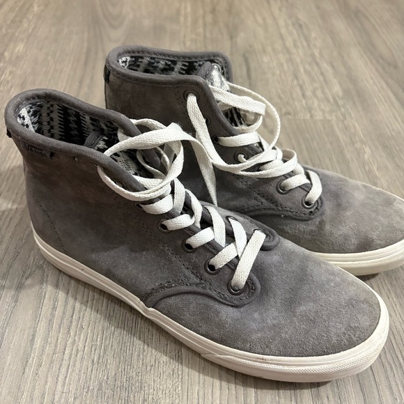 Van's Skate Gray High Top Suede Fleece Lined Women's Sz 6 Retro Boho - Picture 5 of 10
